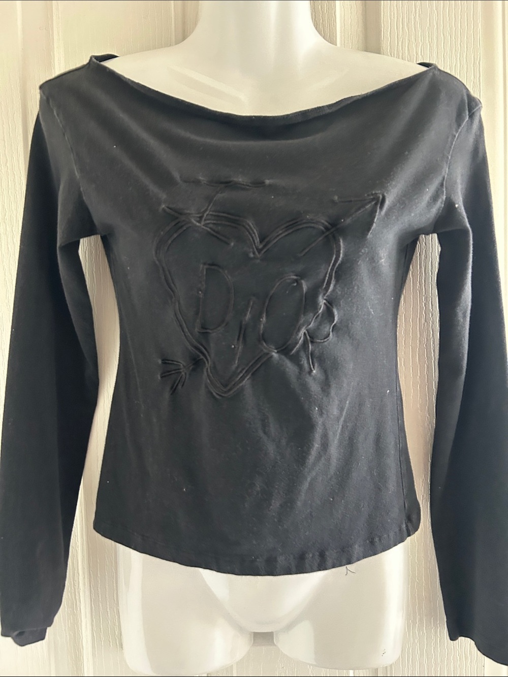 Women’s Black Long-Sleeve Embossed Heart Tee